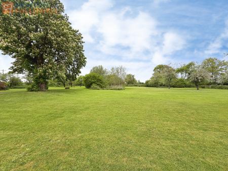 4 bedroom Detached house to let in Cowdale Lane, Lincolnshire, Bransby, LN1