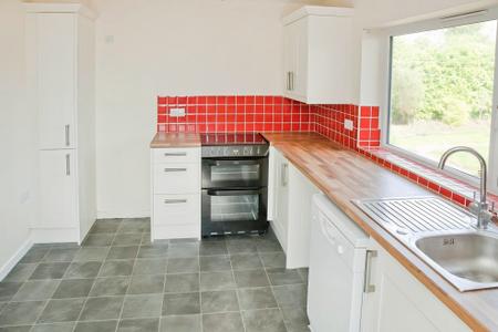 2 bedroom Bungalow to let in Daniel Crescent, Heighington, LN4