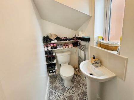 3 bedroom Semi-detached house for sale in Deansleigh, Lincoln, LN1