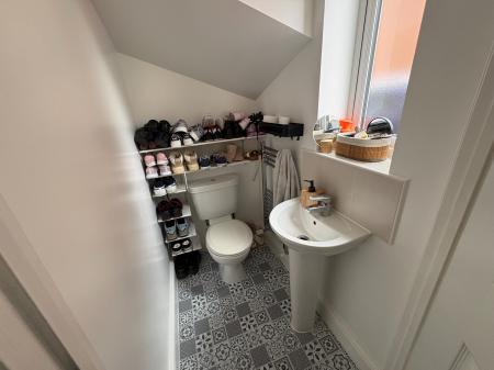 3 bedroom Semi-detached house for sale in Deansleigh, Lincoln, LN1