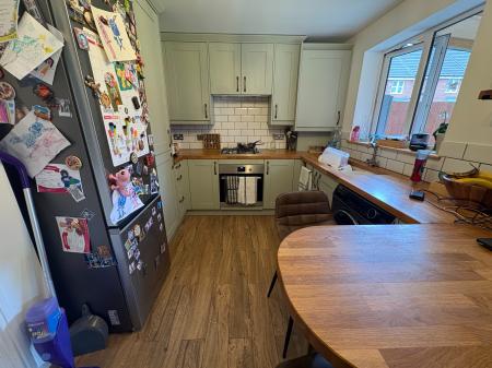 3 bedroom Semi-detached house for sale in Deansleigh, Lincoln, LN1