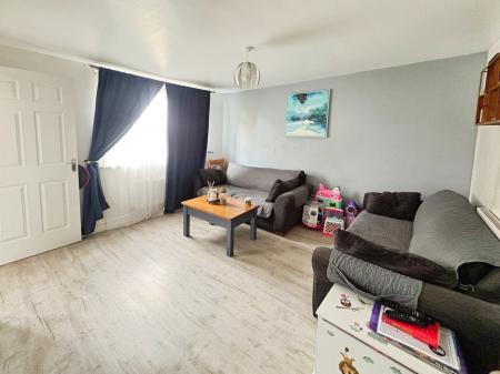 3 bedroom Semi-detached house for sale in Deansleigh, Lincoln, LN1