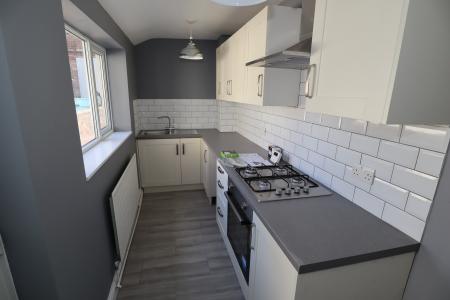 2 bedroom Terraced House to let in Eastern Terrace, Lincoln, LN5