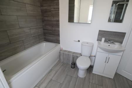 2 bedroom Terraced House to let in Eastern Terrace, Lincoln, LN5