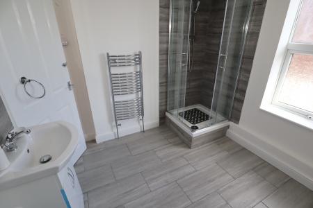 2 bedroom Terraced House to let in Eastern Terrace, Lincoln, LN5
