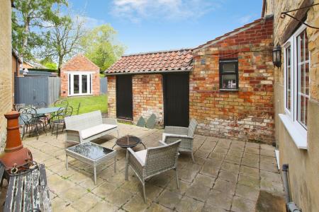 2 bedroom Semi-detached house for sale in High Street, Nettleham, LN2