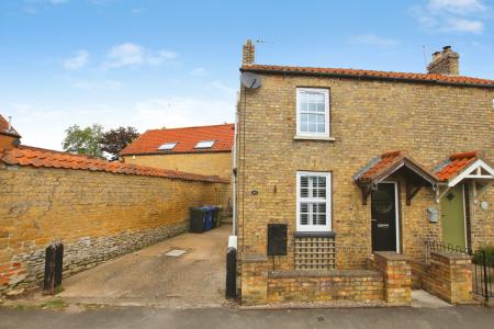 2 bedroom Semi-detached house for sale in High Street, Nettleham, LN2