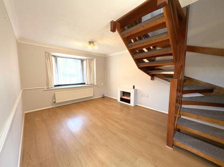 2 bedroom Semi-detached house for sale in Elsham Crescent, Lincoln, LN6