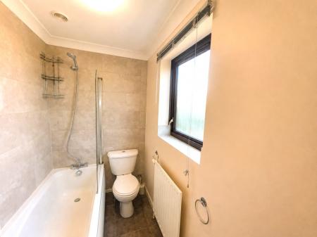 2 bedroom Semi-detached house for sale in Elsham Crescent, Lincoln, LN6