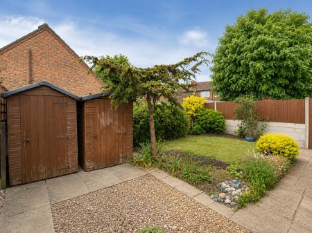 2 bedroom Semi-detached house for sale in Maple Drive, Bassingham, LN5