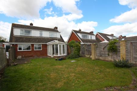 3 bedroom Detached house for sale in Bentley Way, Metheringham, LN4
