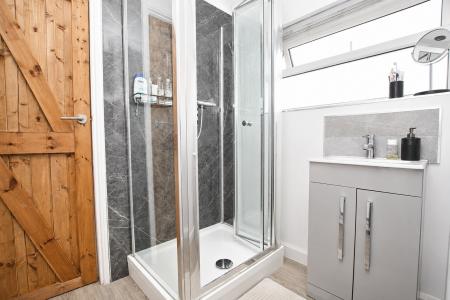 3 bedroom Terraced House for sale in Sausthorpe Street, Lincoln, LN5