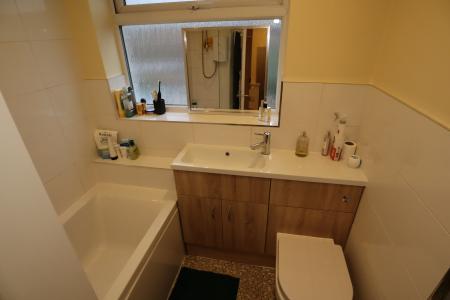 3 bedroom Semi-detached house to let in Sywell Close, Doddington Park, Lincoln, LN6