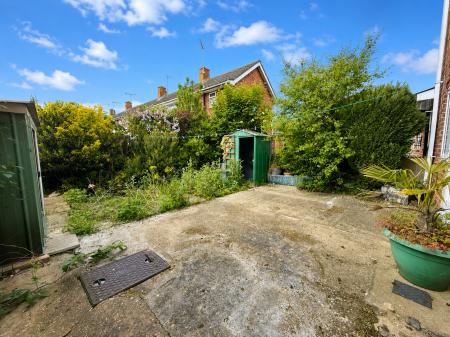 3 bedroom Terraced House for sale in Larchwood Crescent, Lincoln, LN6