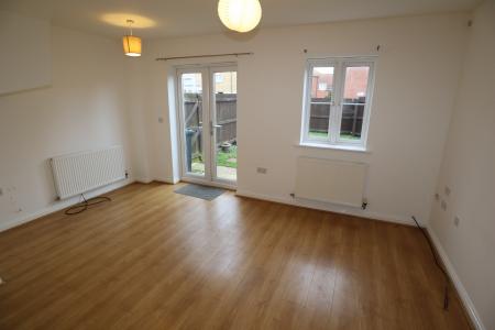 3 bedroom Semi-detached house to let in Gabriel Crescent, Lincoln, LN2