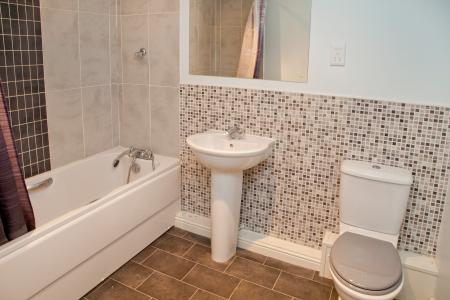 2 bedroom Flat to let in Flaxley Road, Lincoln, LN2