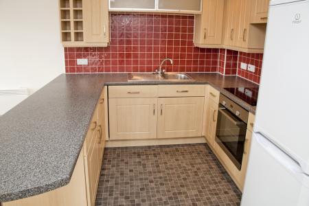 2 bedroom Flat to let in Flaxley Road, Lincoln, LN2