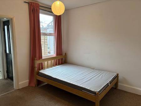 1 bedroom Studio flat to let in Laceby Street, Lincoln, LN2