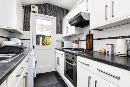 2 bedroom End of terrace house for sale in Edna Street, Lincoln, LN5