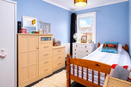2 bedroom End of terrace house for sale in Edna Street, Lincoln, LN5