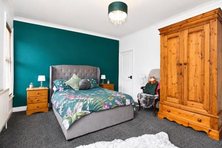 2 bedroom End of terrace house for sale in Edna Street, Lincoln, LN5
