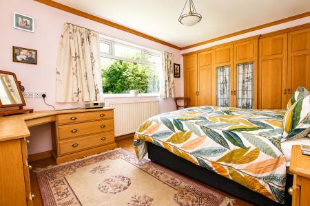 4 bedroom Detached house for sale in Wellhead Lane, Nocton, LN4