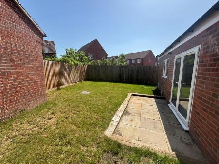 3 bedroom Detached house to let in Wragby Road, Bardney, LN3