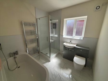 3 bedroom Detached house to let in Wragby Road, Bardney, LN3