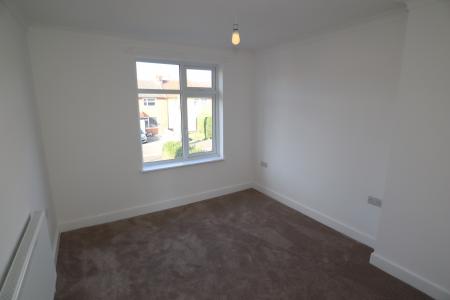 3 bedroom Semi-detached house to let in Bristol Drive, Lincoln, LN6
