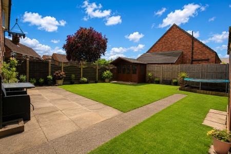 3 bedroom Semi-detached house for sale in Nettleton Drive, Witham St Hughs, LN6