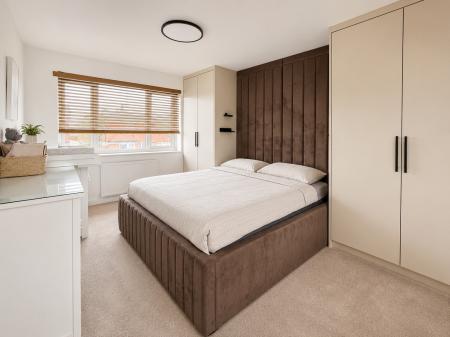 2 bedroom Semi-detached house for sale in Dellfield Avenue, Lincoln, LN6