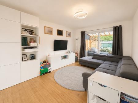 2 bedroom Semi-detached house for sale in Dellfield Avenue, Lincoln, LN6