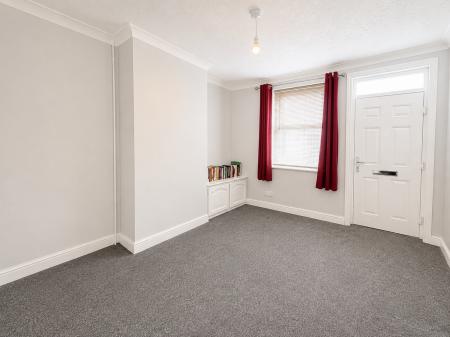 2 bedroom End of terrace house for sale in Shakespeare Street, Lincoln, LN5