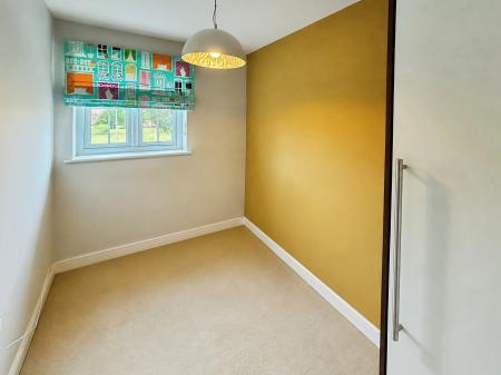 3 bedroom Semi-detached house to let in Tiber Road, North Hykeham, LN6