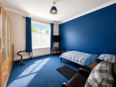 3 bedroom Detached house for sale in Skellingthorpe Road, Lincoln, LN6