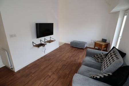 1 bedroom Flat to let in Warren Court, Lincoln, LN2