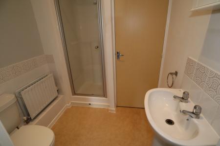 1 bedroom Flat to let in Warren Court, Lincoln, LN2