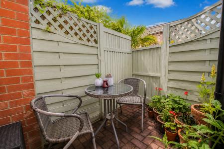 3 bedroom Terraced House for sale in Scarle Lane, Eagle, LN6
