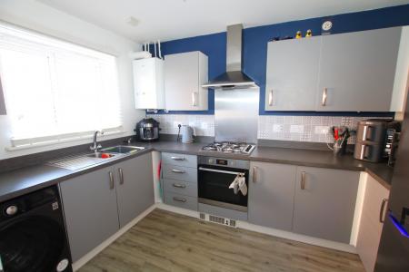 2 bedroom Semi-detached house for sale in Craven Way, Navenby, LN5