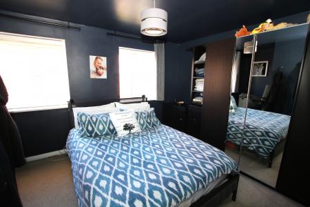 2 bedroom Semi-detached house for sale in Craven Way, Navenby, LN5