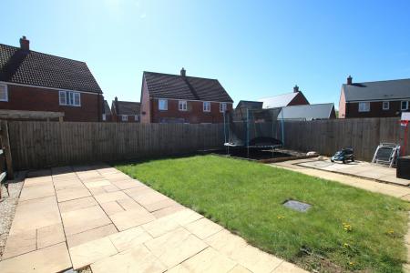 2 bedroom Semi-detached house for sale in Craven Way, Navenby, LN5