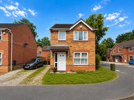 3 bedroom Detached house for sale in Lime Tree Close, Lincoln, LN6
