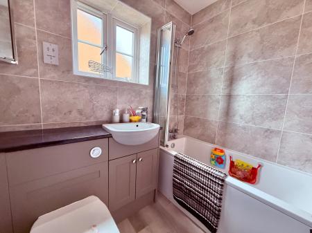4 bedroom Detached house for sale in Harland Road, Lincoln, LN2