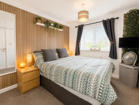 2 bedroom Semi-detached house for sale in Sixfield Close, Lincoln, LN6