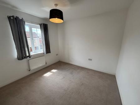 3 bedroom Semi-detached house to let in Poppy Road, Witham St Hughs, LN6
