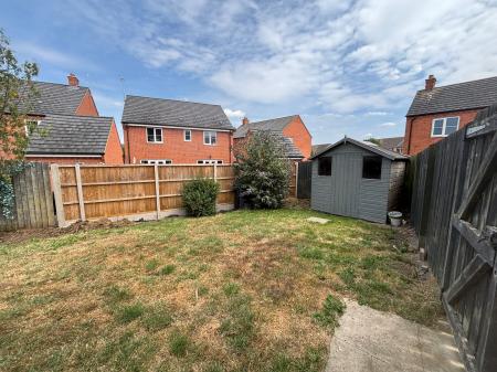 3 bedroom Semi-detached house to let in Poppy Road, Witham St Hughs, LN6