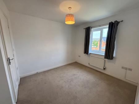 3 bedroom Semi-detached house to let in Poppy Road, Witham St Hughs, LN6