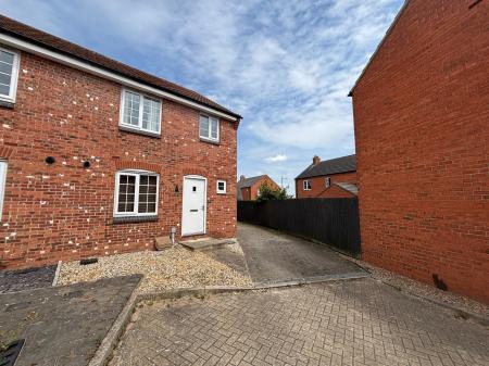 Poppy Road, Witham St Hughs, LN6