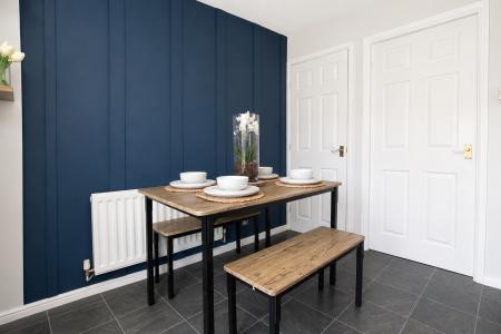 3 bedroom End of terrace house for sale in King Drive, Bracebridge Heath, LN4