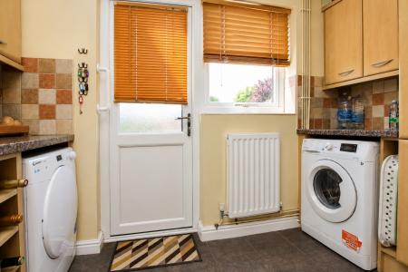 3 bedroom Bungalow for sale in Hawkshead Grove, Lincoln, LN2